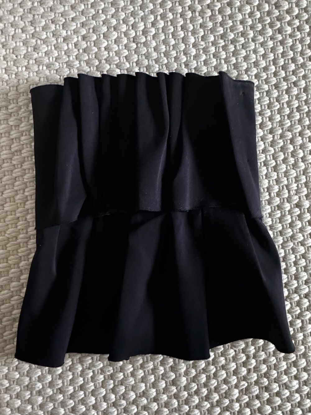 House of Dagmar Black Strapless Top